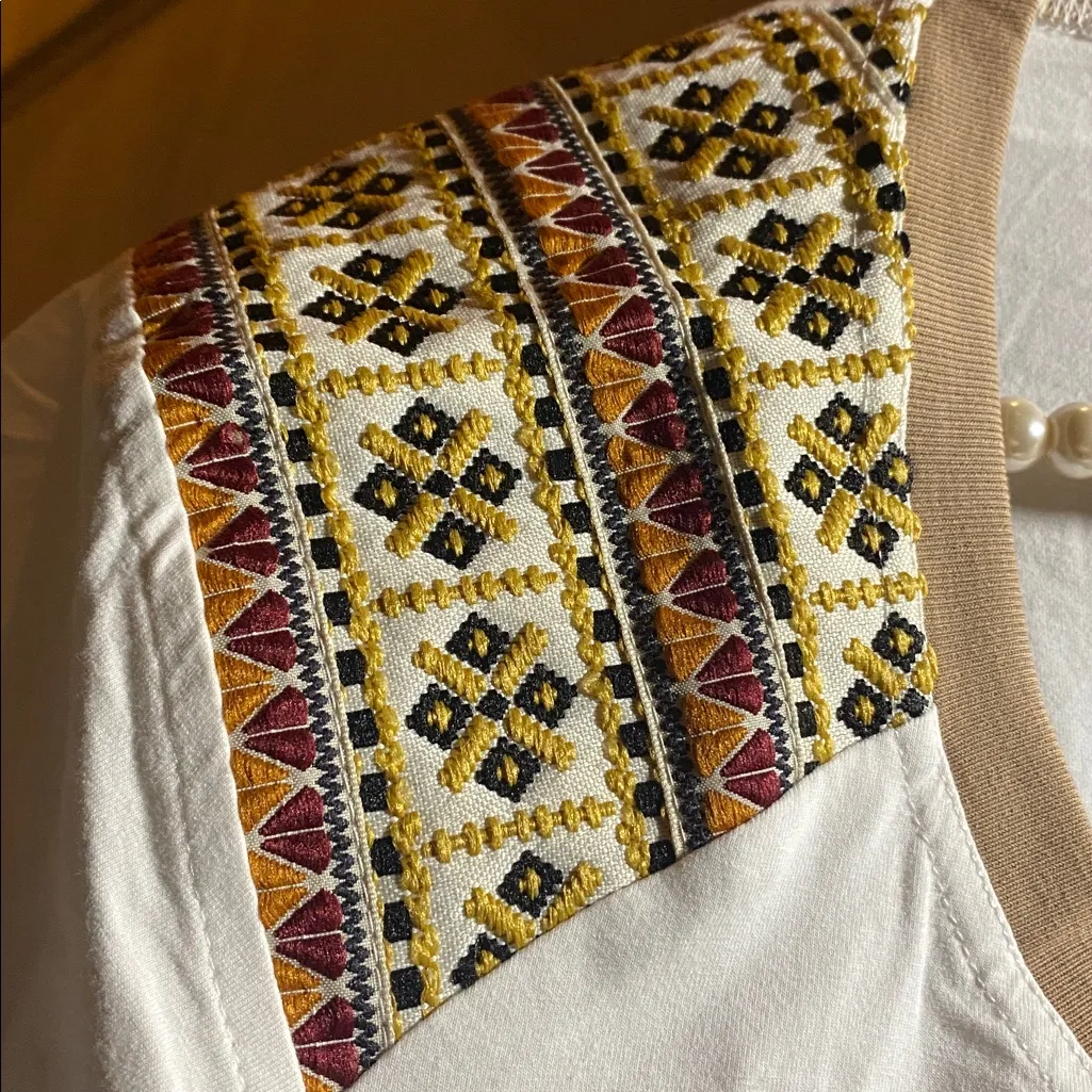 Delila Texas Mineral Wash Floral Embroidered Patchwork Short Sleeve Shirt White Size L - Image 6