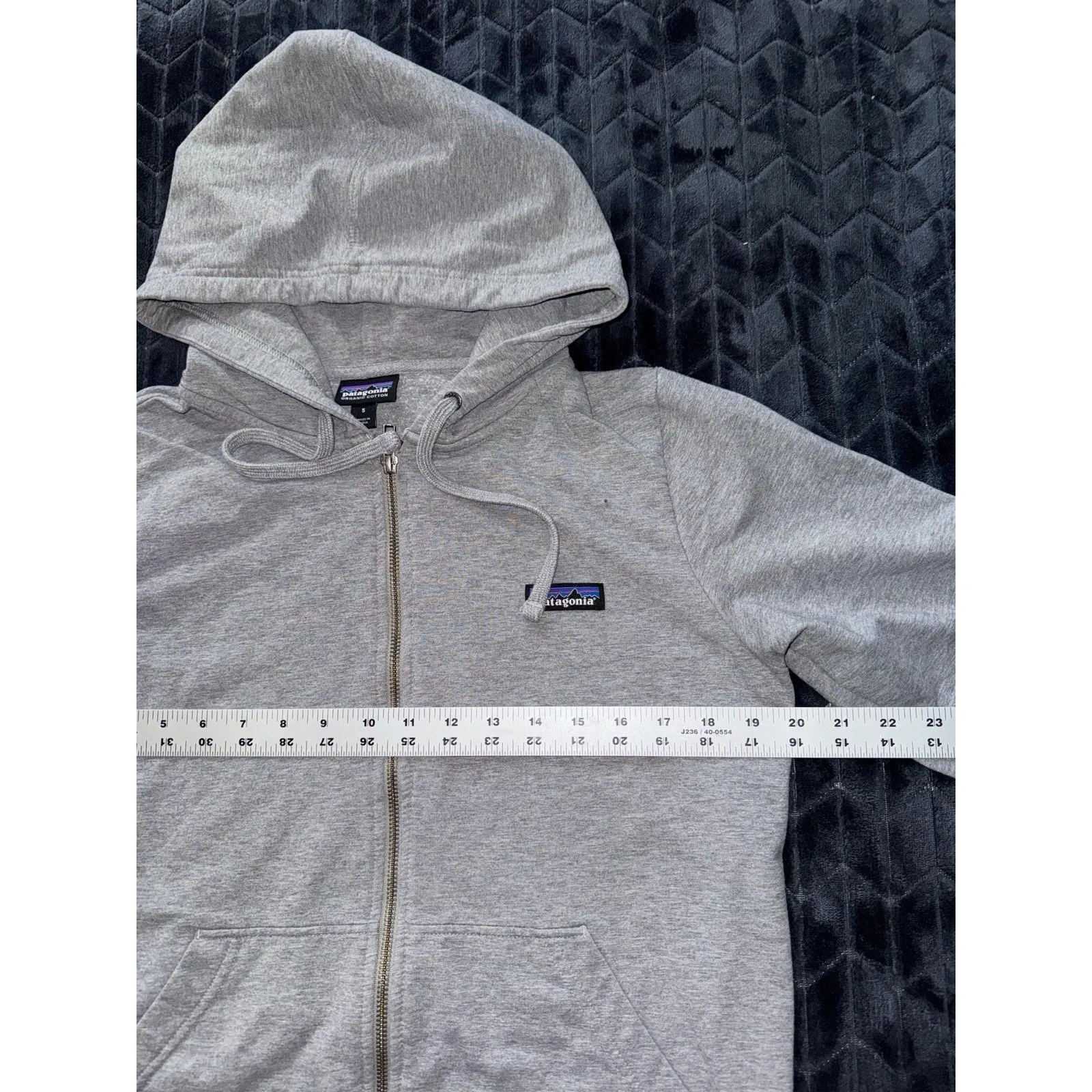 Patagonia Women's Hoodie Jacket Ahnya Full Zip Logo Size Small - Image 6