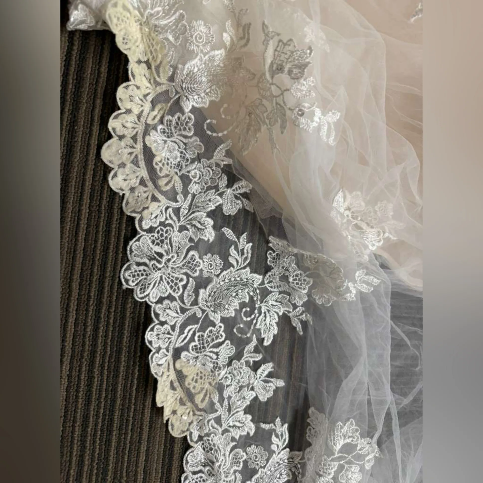 Maggie Sottero Ivory Bridal Gown White Size undefined - Image 12