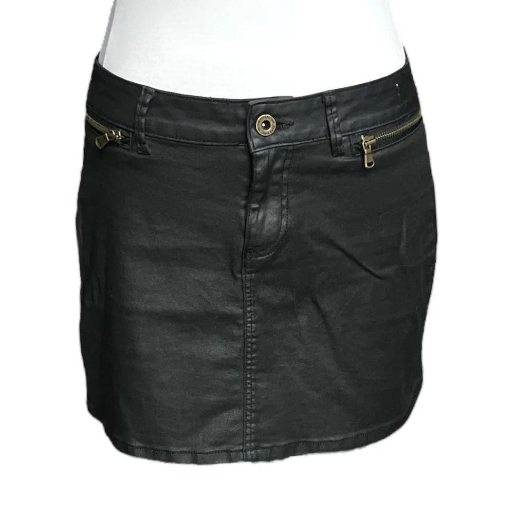 ZARA  Basic Emma Mini Skirt Black Size Medium - Image 7