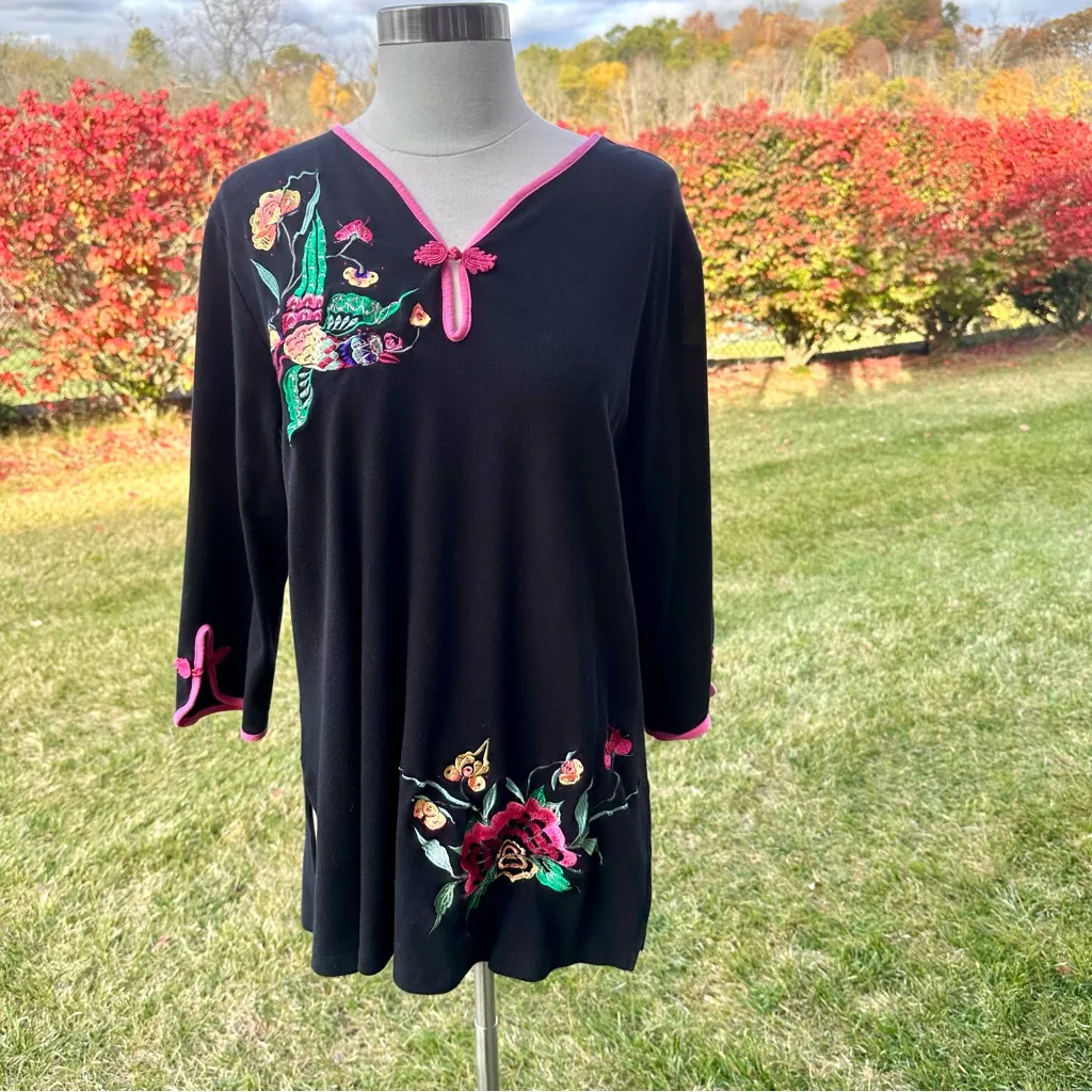 Vintage Yi Lin Embroidered Tunic Knit Top Pink Size L - Image 4