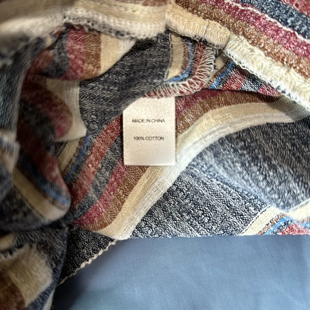 Drew  size large cropped top - Image 7