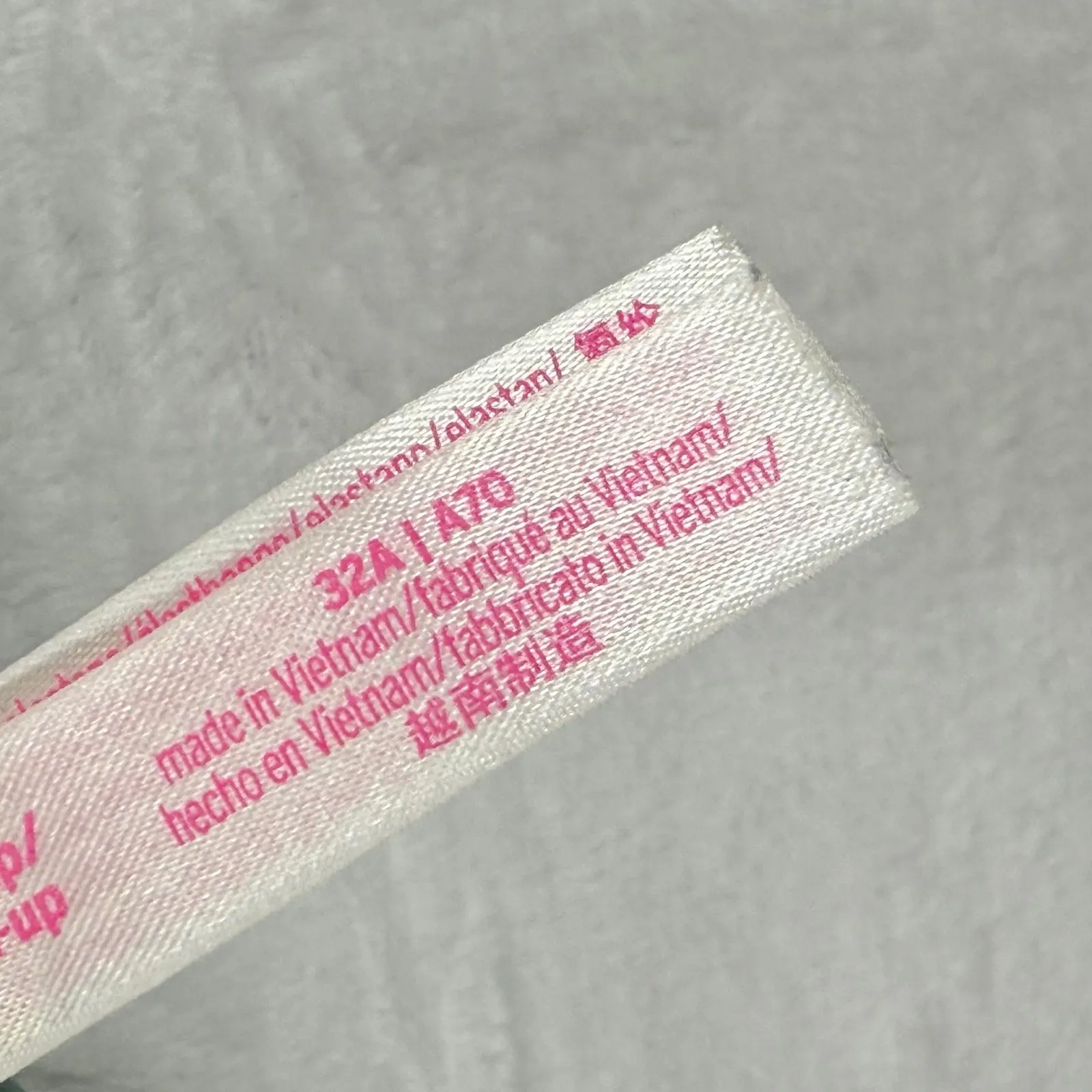 PINK Victoria's Secret Love Pink Push Up Bra Green 32A Adjustable Straps Size undefined - Image 6