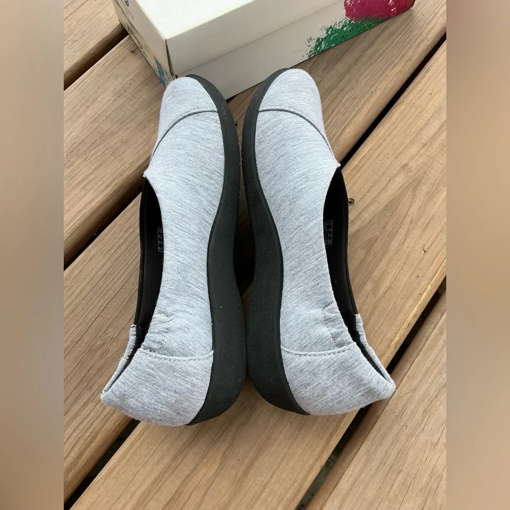 Soft CLARKS loafers in WIDER WIDTH 🌸🌸 - Image 3