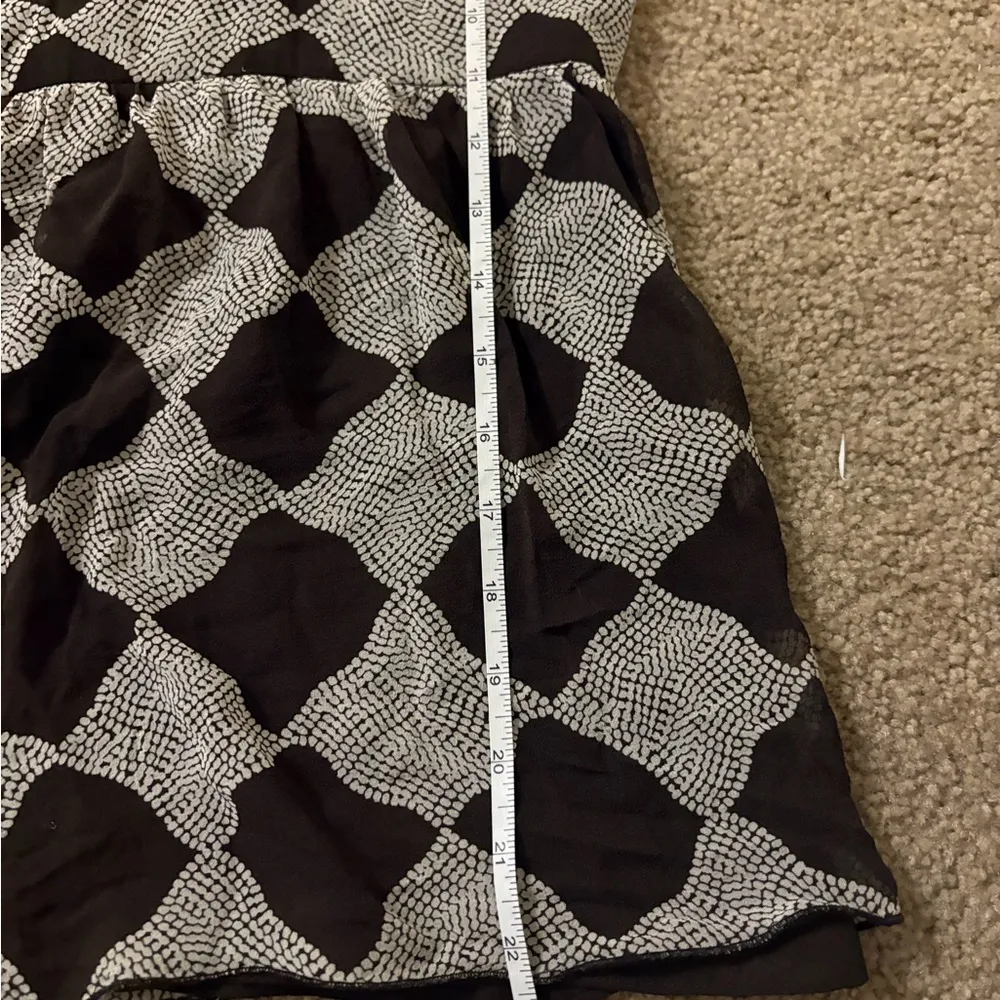 Inc 100% Silk Brown Flare Sleeves Flowy Geometric Print Top V Neck Blouse sz 4 - Image 11