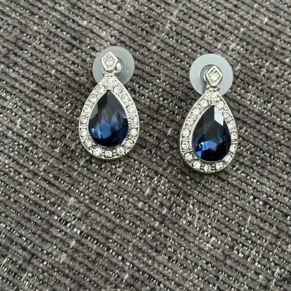 CZ Diamond & Sapphire Dangle Earrings NWT Silver - Image 3