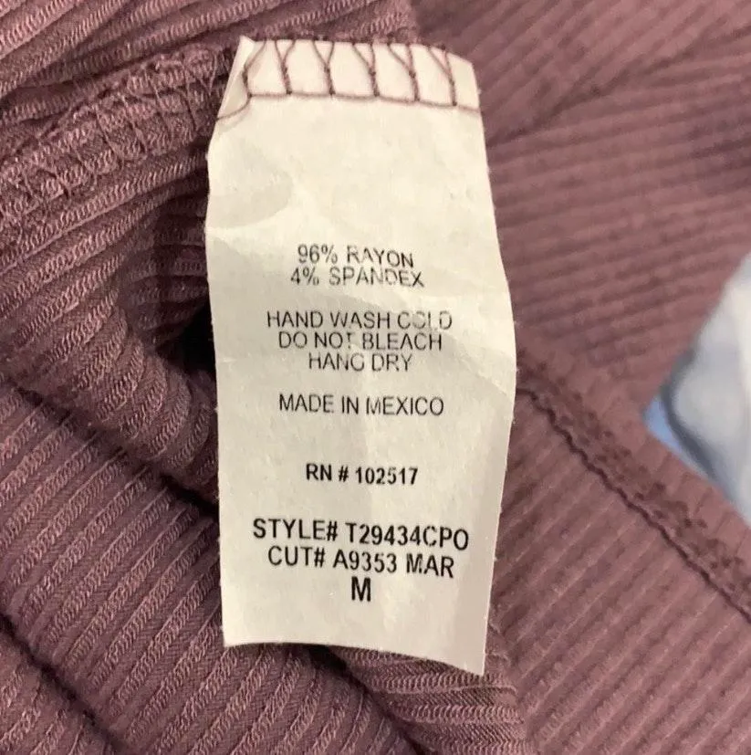 Soprano Off Shoulder Mauve Crop Top - Image 4