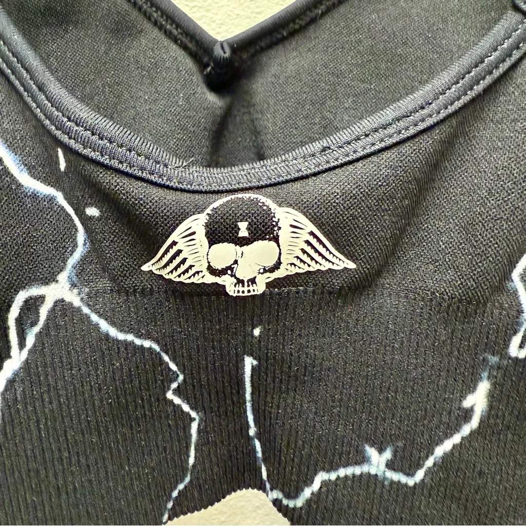 Darc Sport Civil Regime Thunderstruck Kelly Seamless Sports Bra, Black | Small - Image 4