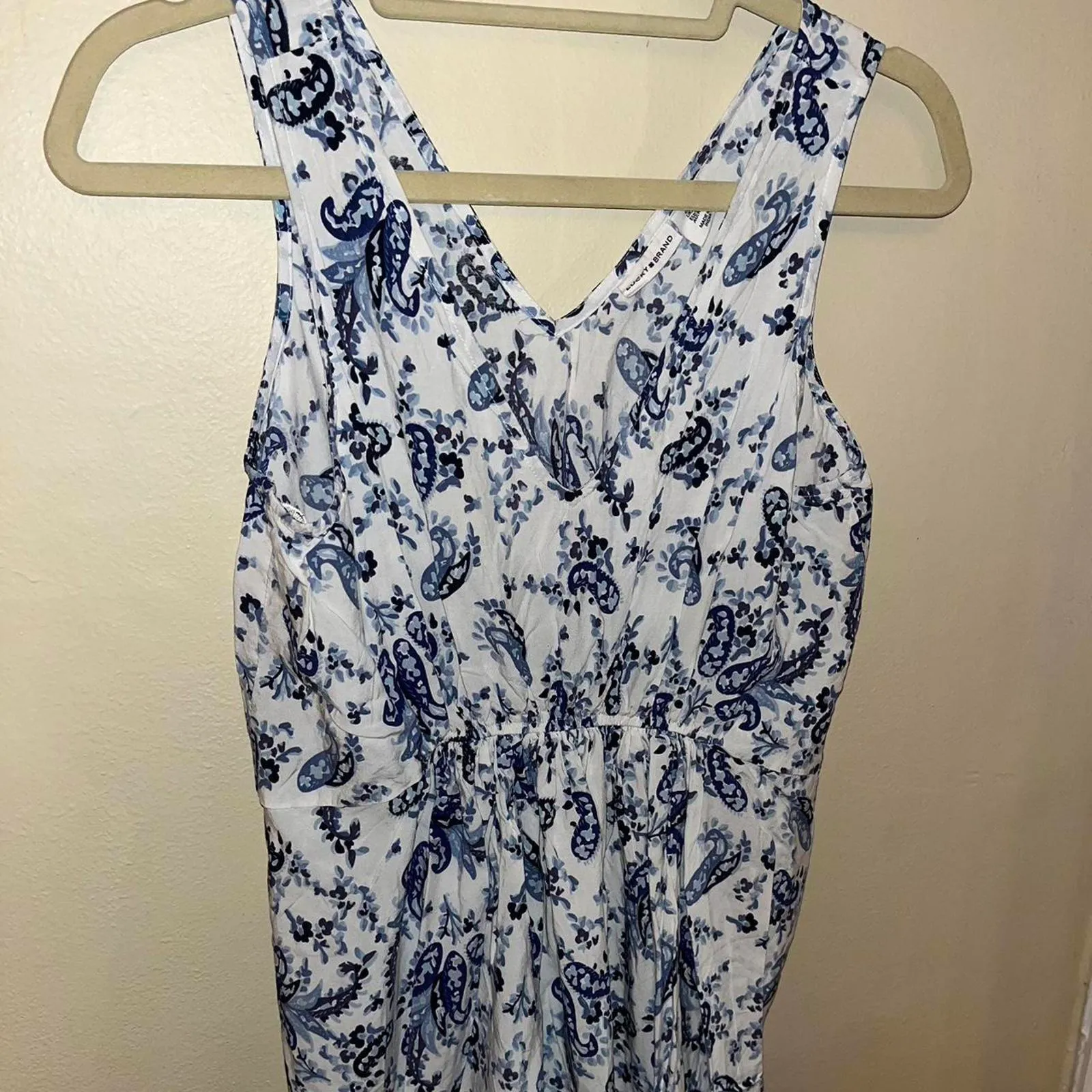 Lucky Brand Dress white paisley V neck maxi - Image 4