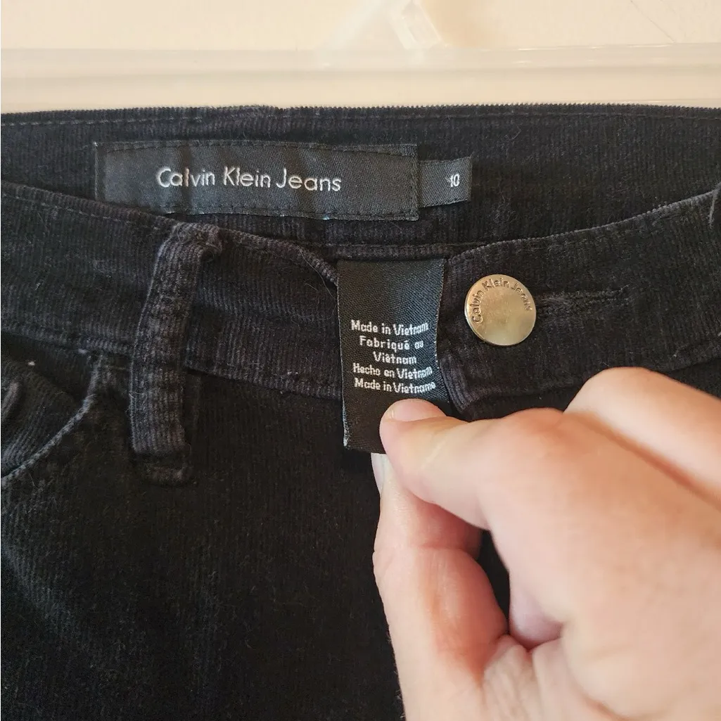 Calvin Klein low rise Corduroy Pants Straight Leg Black Women’s size 10 - Image 3
