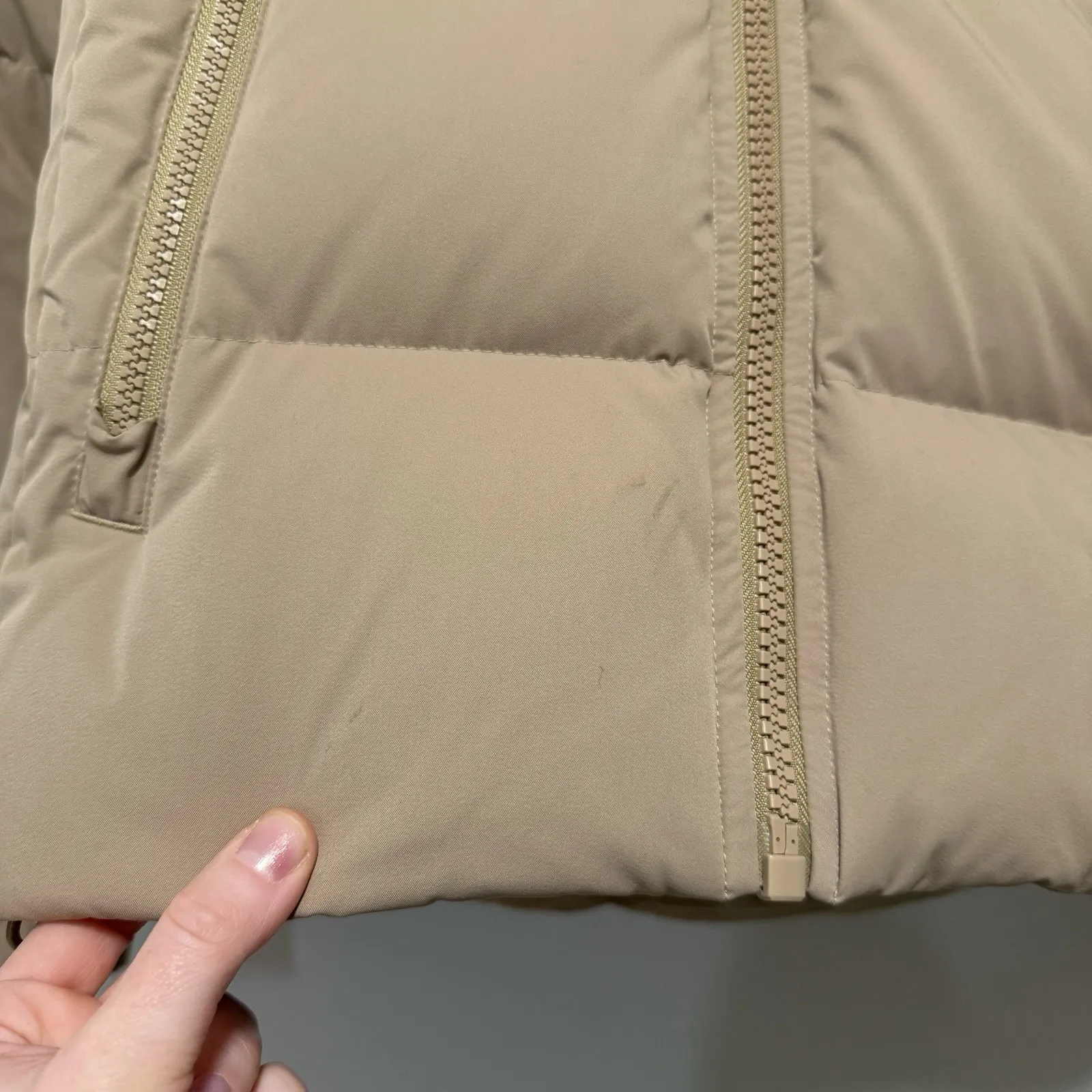 Reiss Thea Hooded Short Puffer Down Feather Winter Jacket in Tan Size XS - Image 4