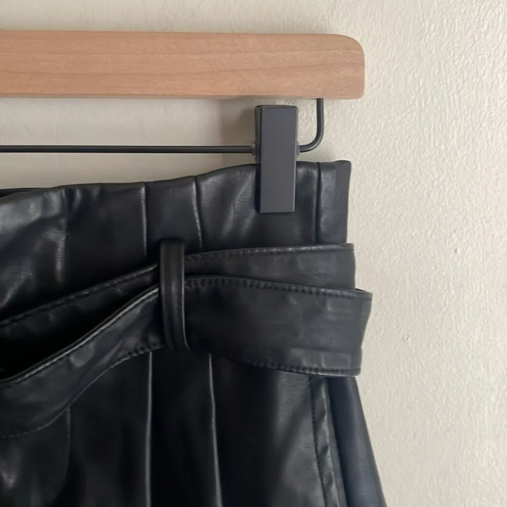 Blank NYC High Waist Faux Leather Paper Bag Shorts Black 
· - Image 6