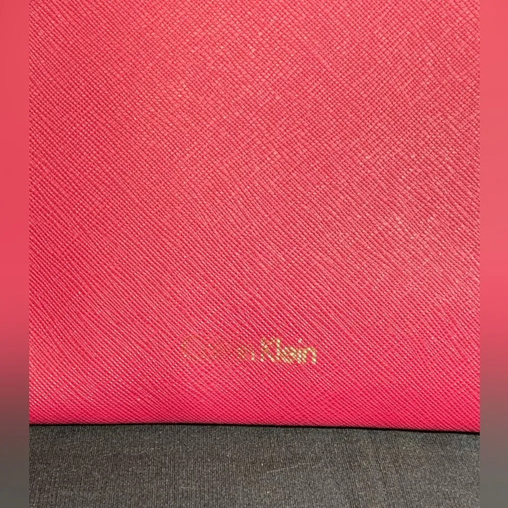 CALVIN Klein wristlet - Image 2