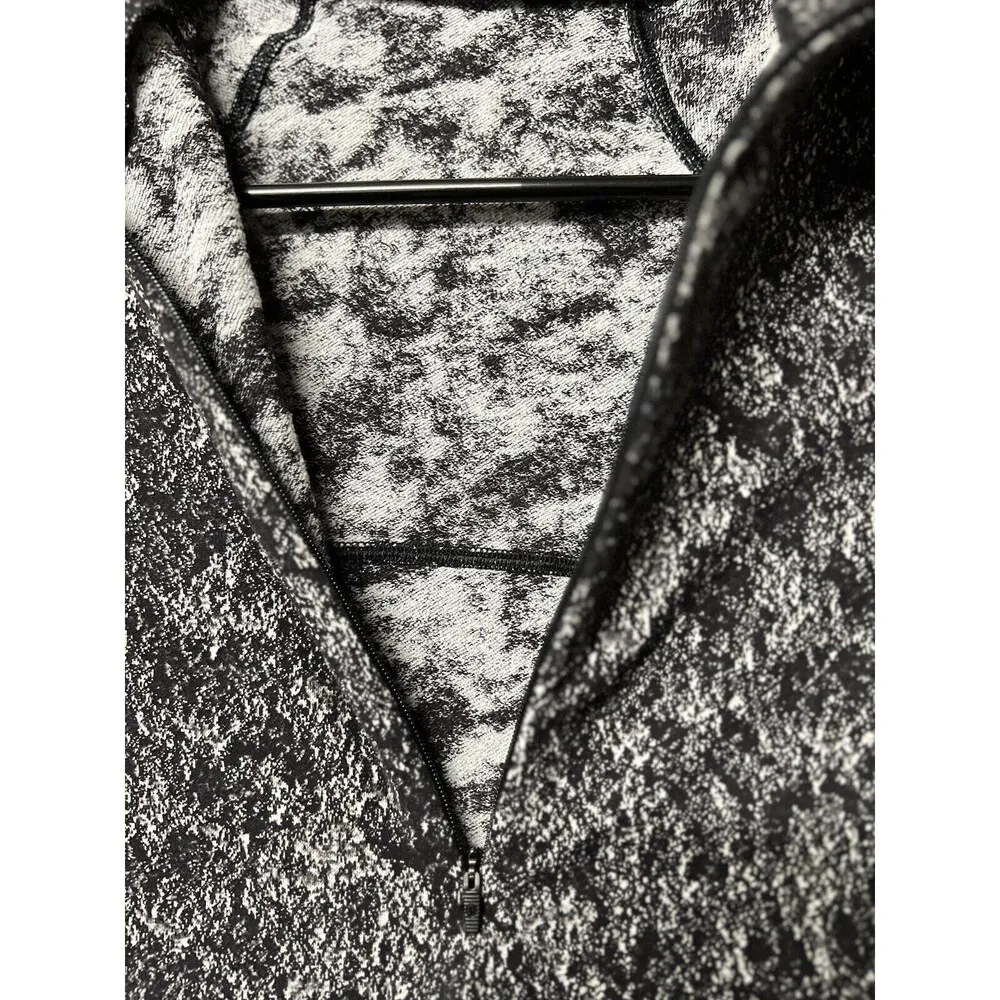 Lululemon Outrun the Elements 1/2 Zip Pullover - Misted Jacquard / Size 10 - Image 3