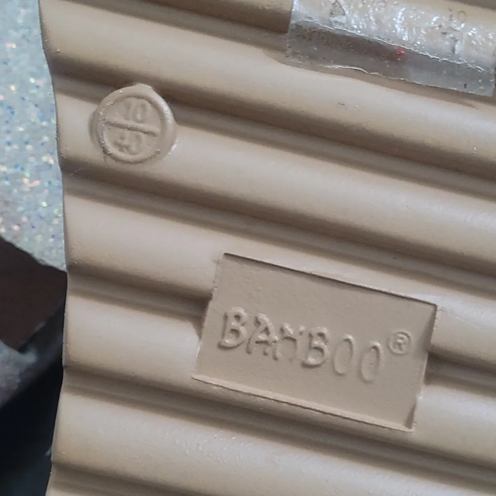 Bamboo Sandals SIZE 10 - Image 4