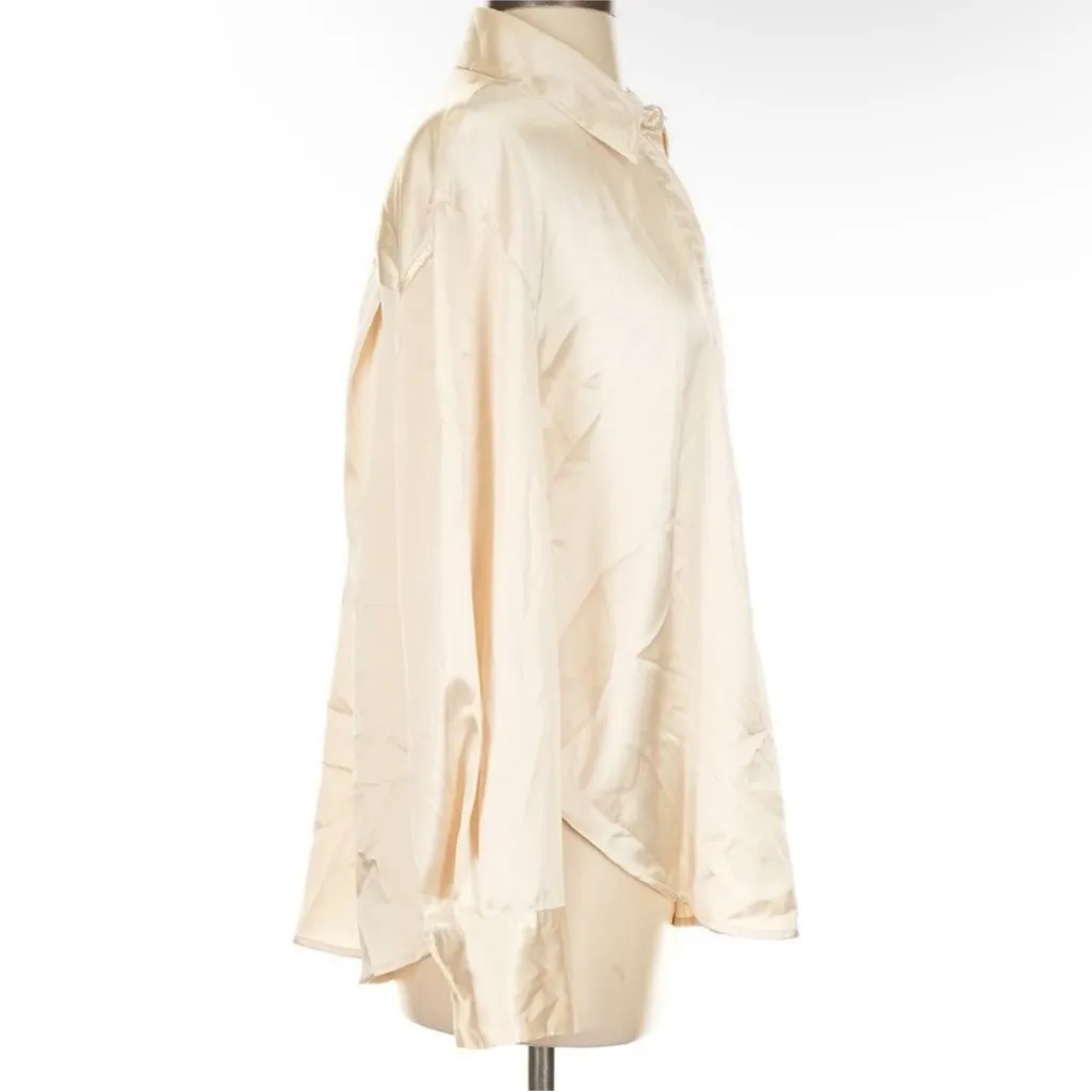 Daily Drills Ivory Champagne Button Down Long Sleeve Satin Resort blouse EUC - Image 6