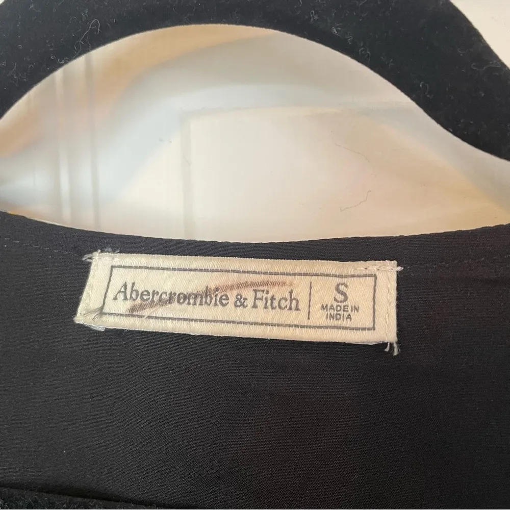 Abercrombie & Fitch Floral Black Mini Dress - Image 4