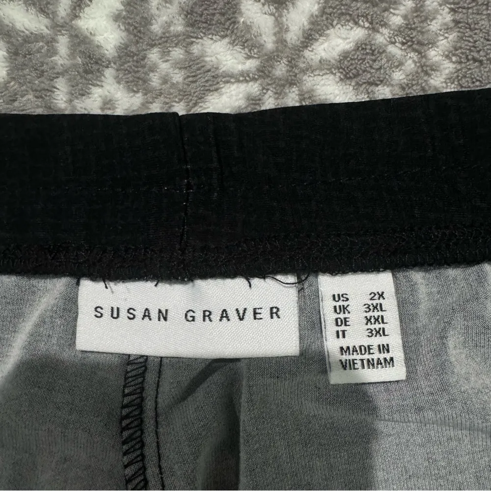NEW Susan Graver Regular Printed Liquid Knit Pull-On Pants Black/Neutral Size 2X - Image 5