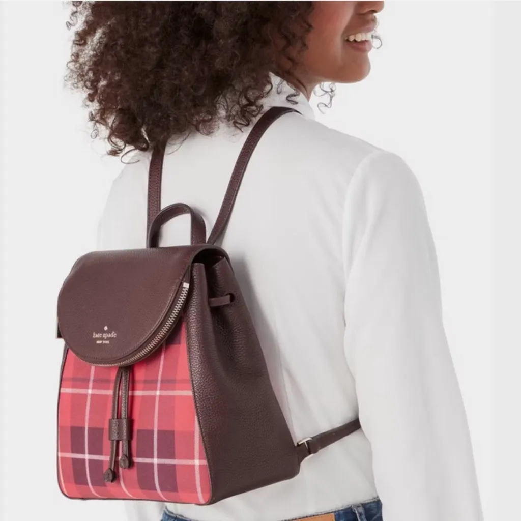 Kate ♠️ Spade New York leila medium flap backpack EUC♠️ - Image 4