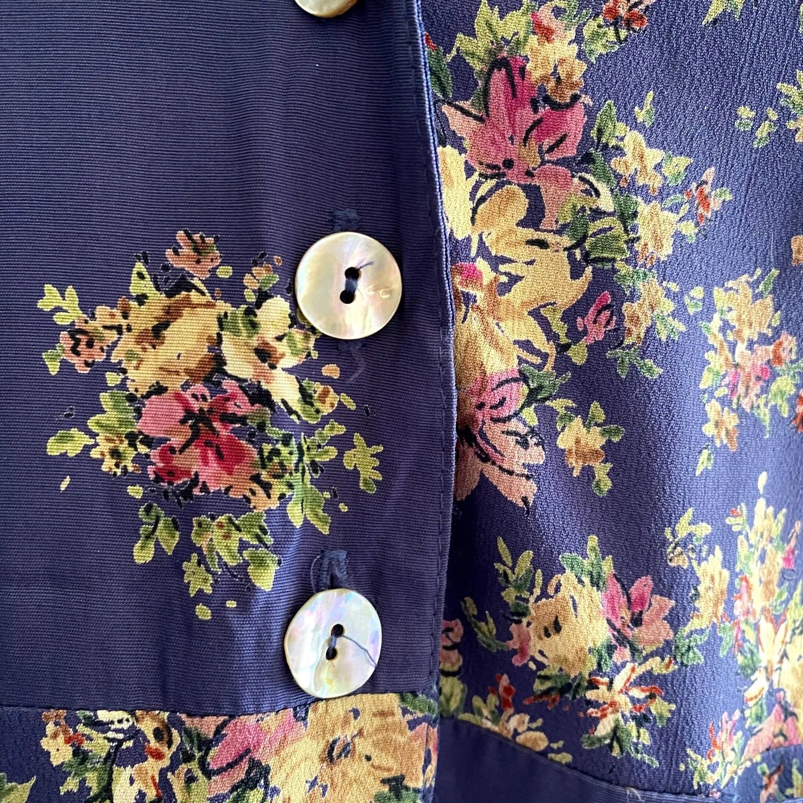 Karen‎ Kane Lifestyle Blue Floral Set Button Down & Vest Size Large 12P - Image 3