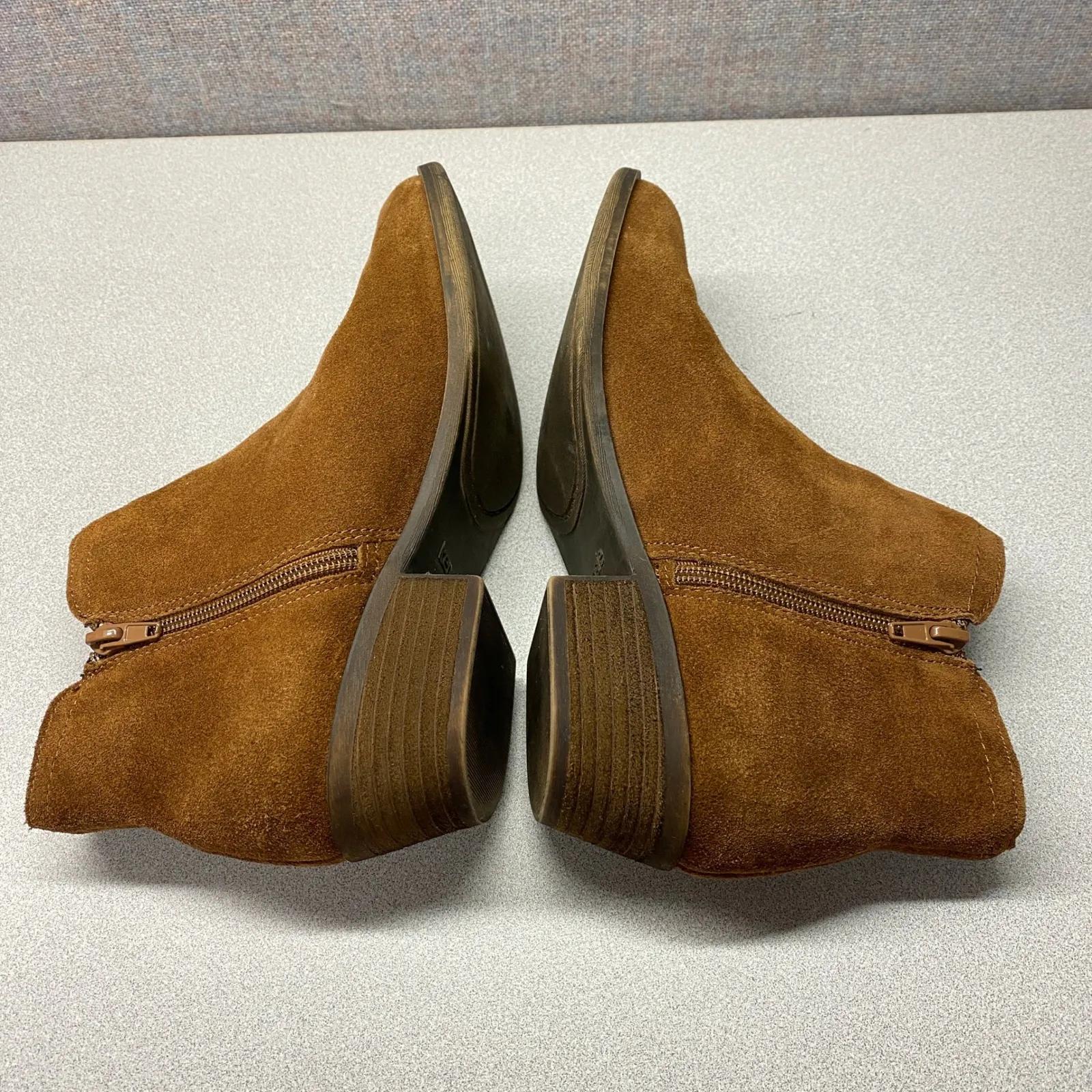 Kensie Garry Ankle Boots Brown Suede Chelsea Side Zip Women's 7.5M - Image 9