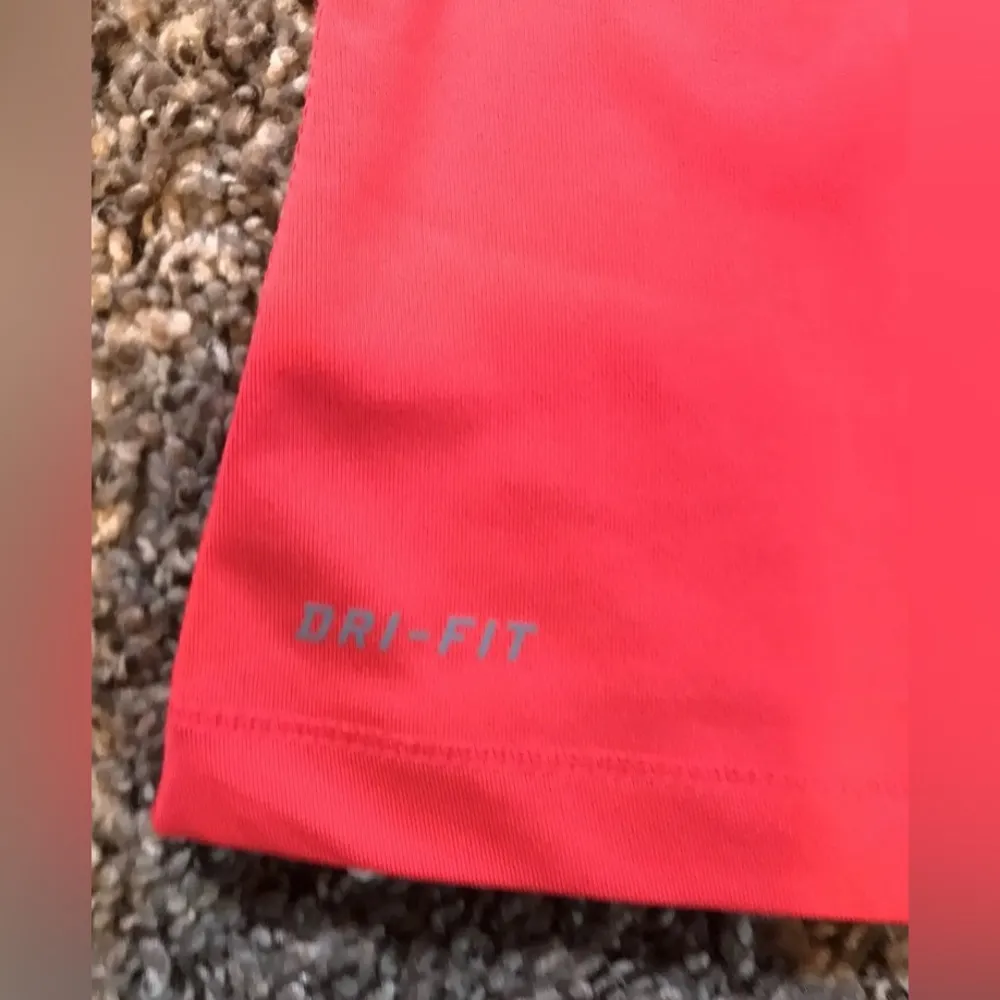 Nike Tank Salmon Color Shirt Ladies Comfort Athletic Running DriFit Women Large - Image 5