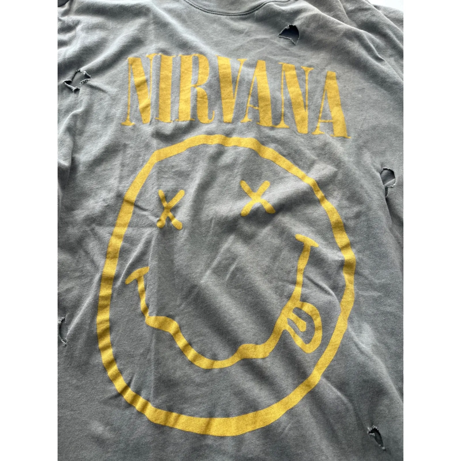 Nirvana Smiley Face T-Shirt Gray Distressed & Pink Floyd Cotton‎ On Graphic Tee - Image 8