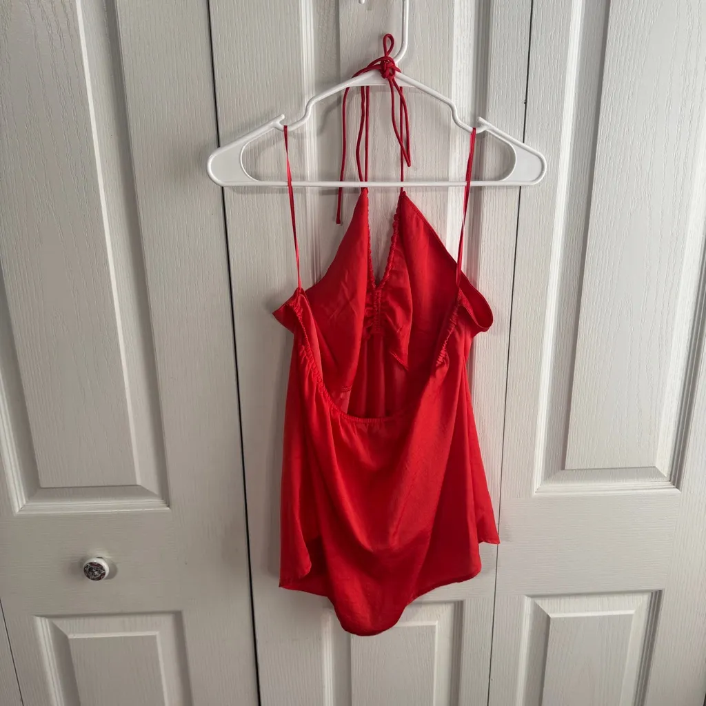 Banana Republic red v neck strappy blouse size large - Image 3