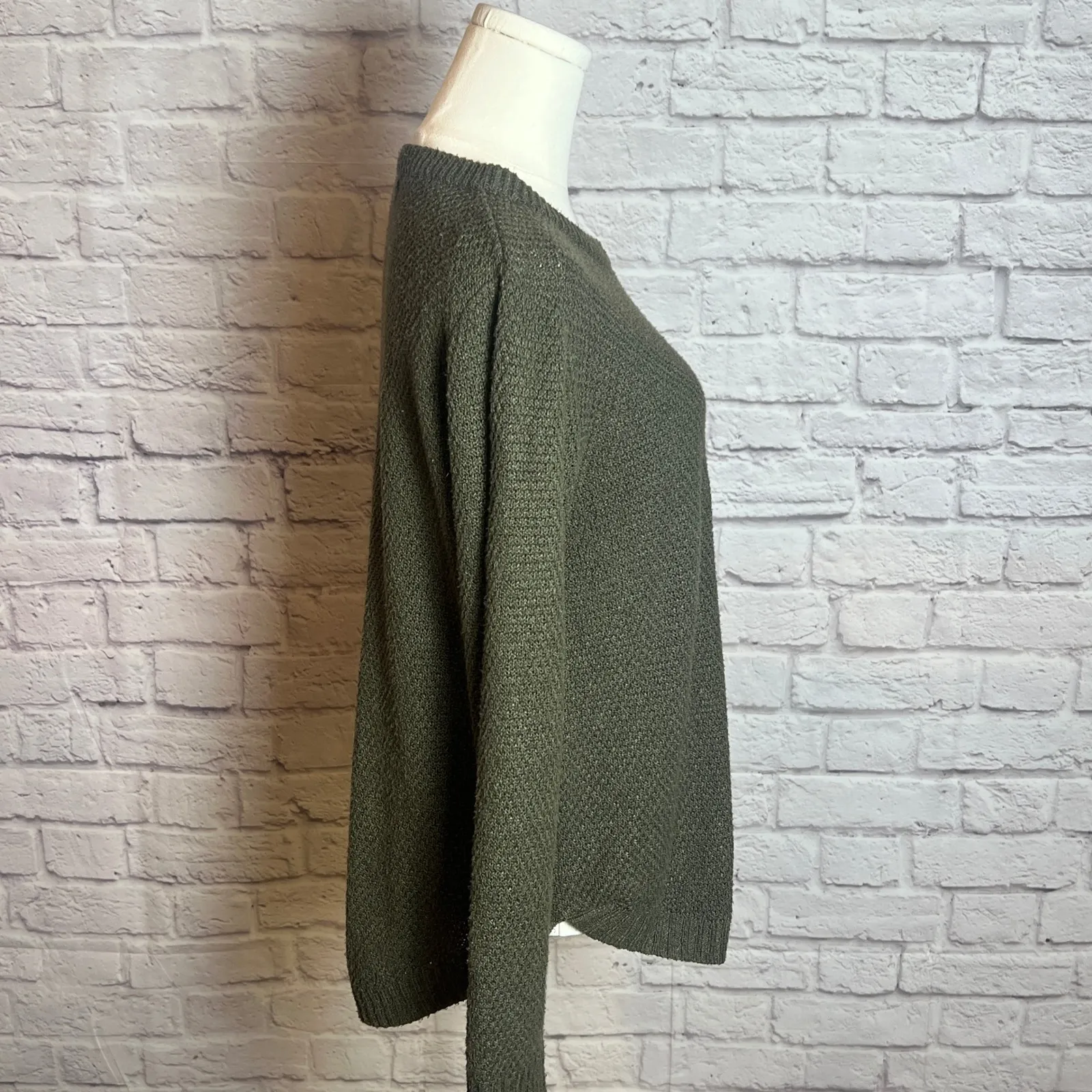 Pink Clover  Women's L Green Knit Sweater 100% Polyester Minimalcore Cleanfit - Image 2