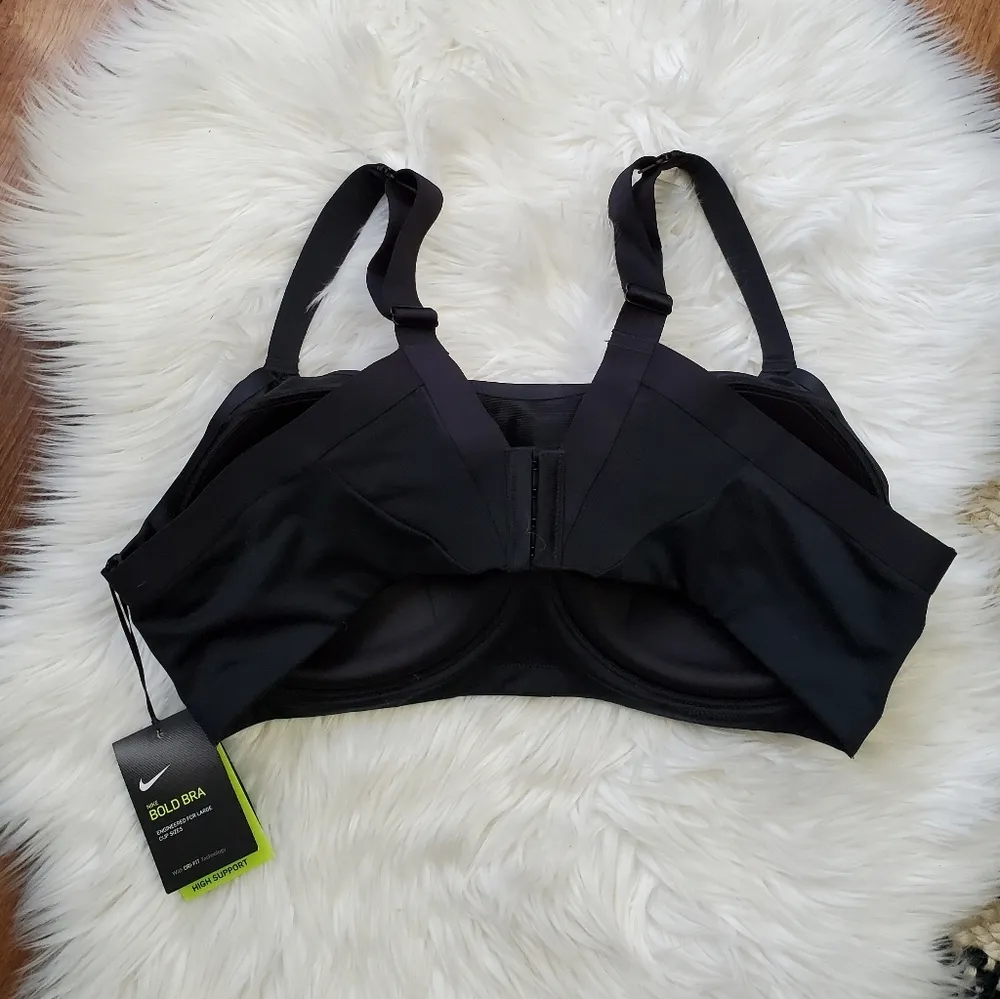 Nike High-Support Sports PLUS size Bra - Image 4