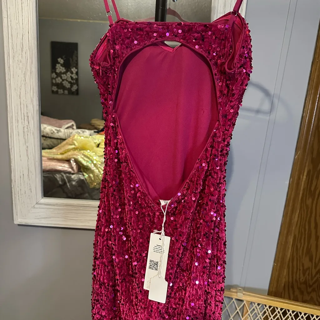 Stunning Pink Sequin Gown - Image 3