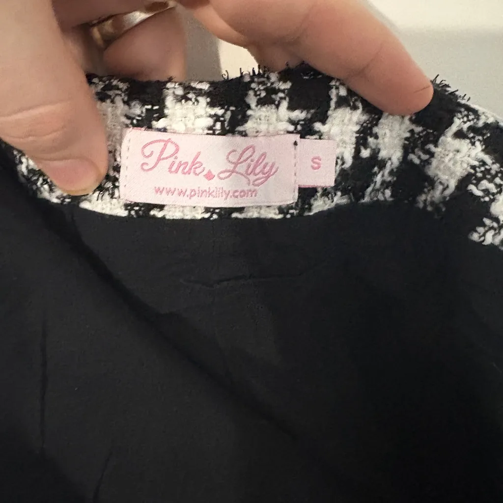 Pink Lily Black and White Houndstooth Mini Skirt - Image 4