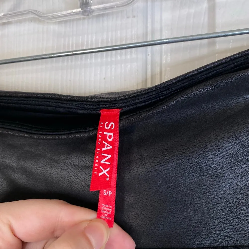 SPANX Quilted Faux Leather Leggings in Black Moto Pants Size Small - Image 5