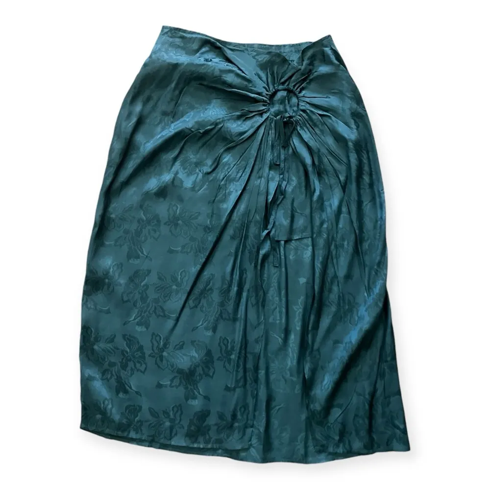 Band of the Free Womens Celene Deep Teal Layered Midi Skirt - Image 4