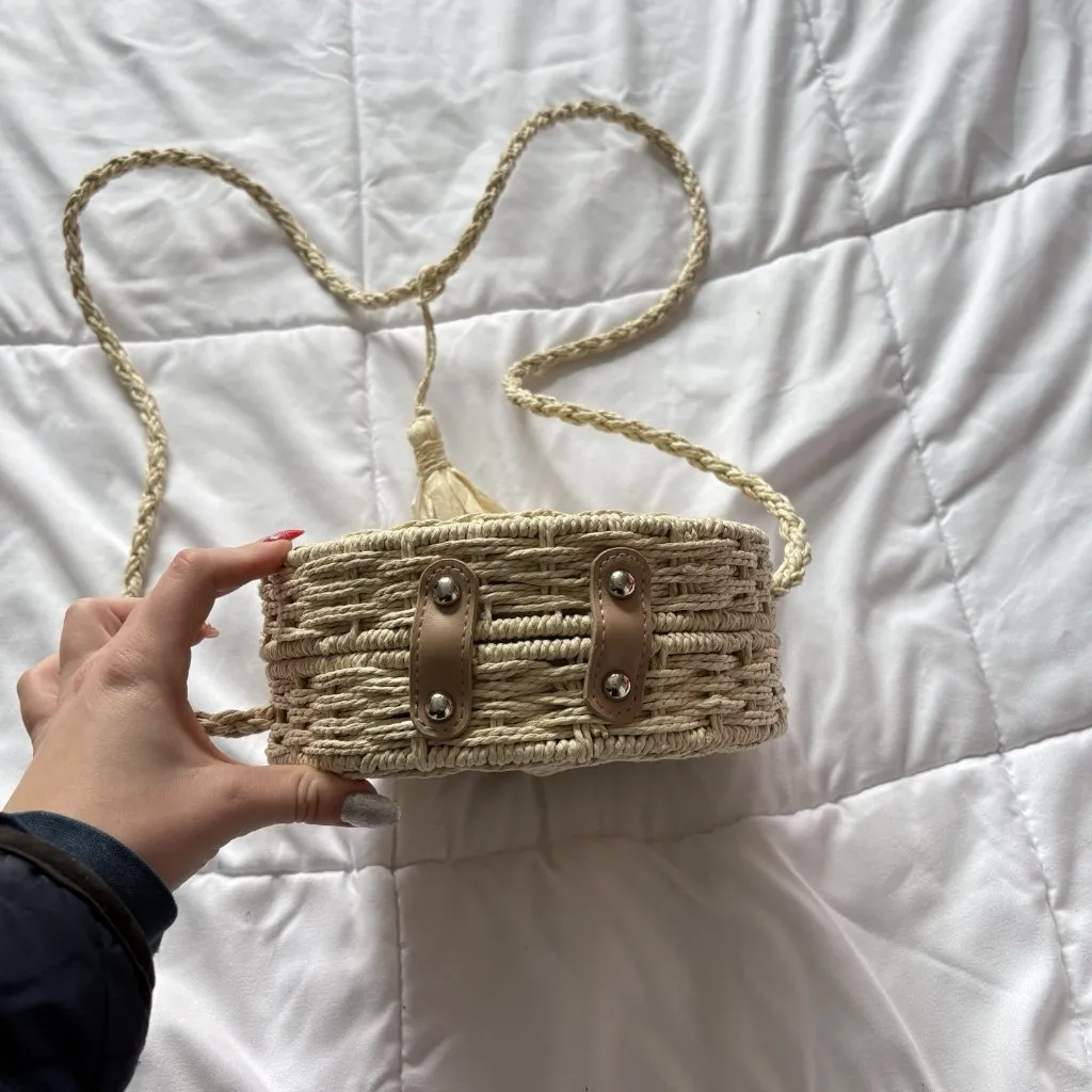 Mia & Tess The Paper Store Crossbody Bag Round Woven Bohemian Hippie Chic Tan - Image 7