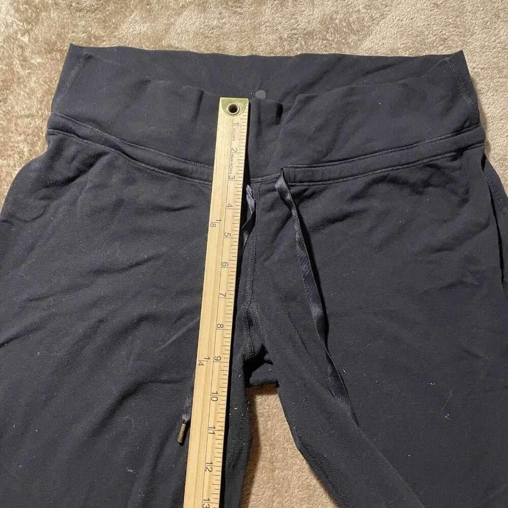 Lululemon Pants Women's Sz M/L Black Athletic Yoga Capri Stretch Cropped - Image 4