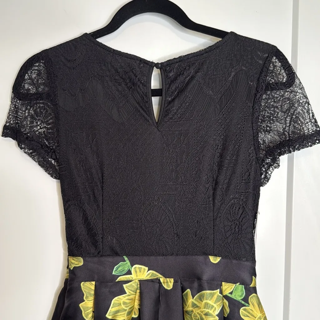 NWT Elegant Vintage Inspired Black and‎ Yellow Floral & Lace Dress - Image 5