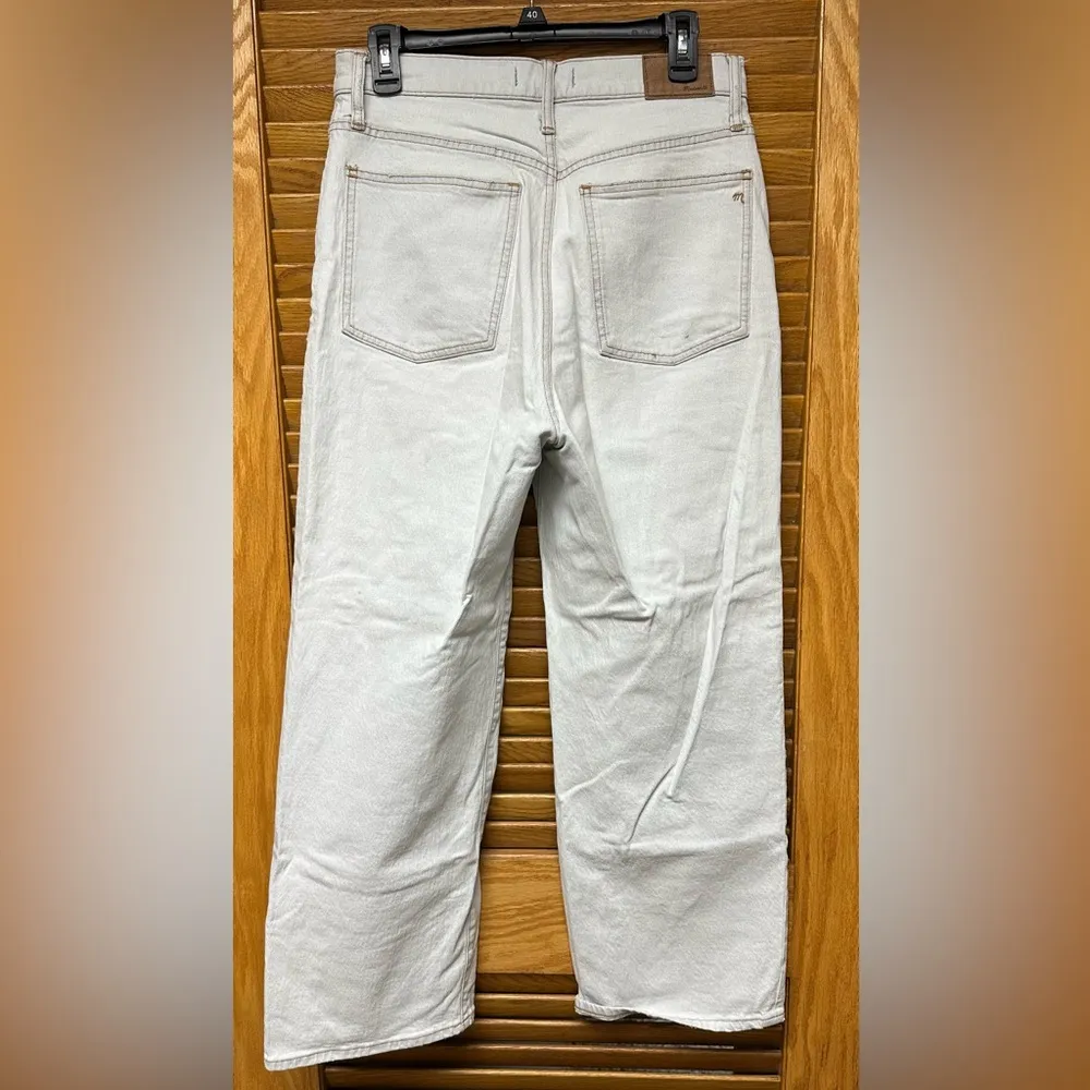 Madewell The Perfect Vintage Wide-Leg Crop Jean (light wash) - Image 2