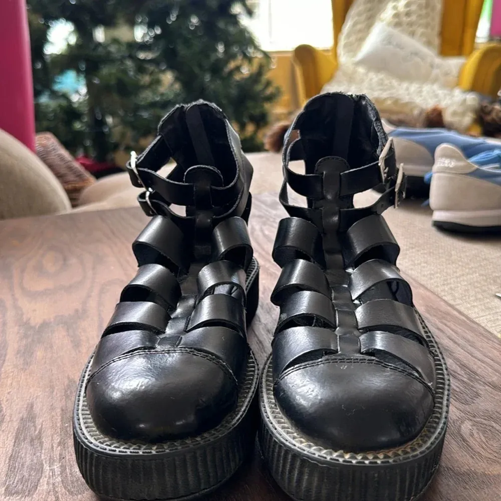 T.U.K platform moto sandal Gladiator style Black TUKskin™ size 7 sold out - Image 10