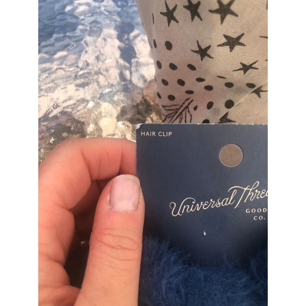 Universal Thread NWT Blue Faux Fur Bow Clip - Image 3