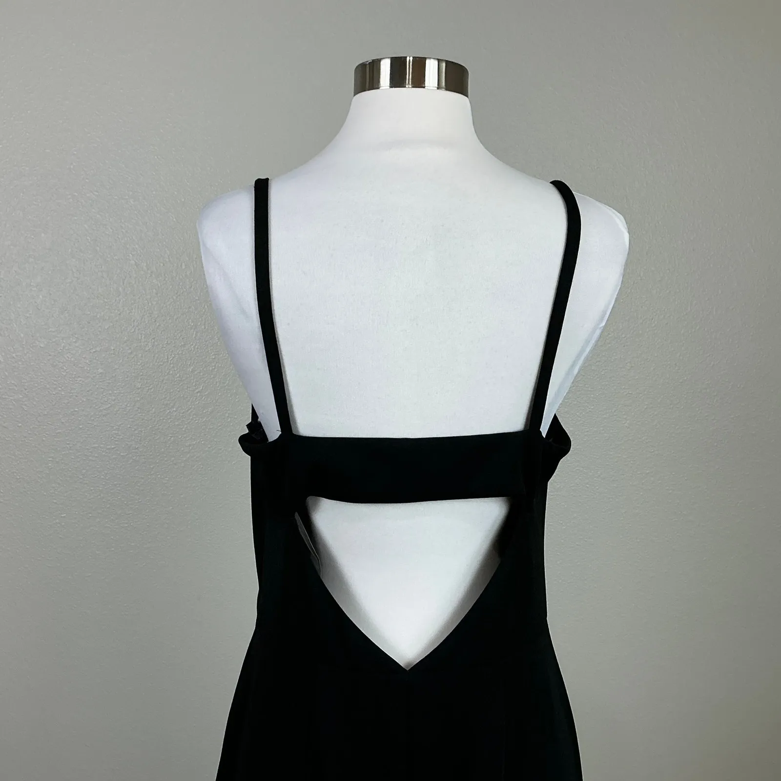 Vera Wang Backless Cut Out A-Line Long Evening Gown Black Size 4 Formal Dress - Image 8