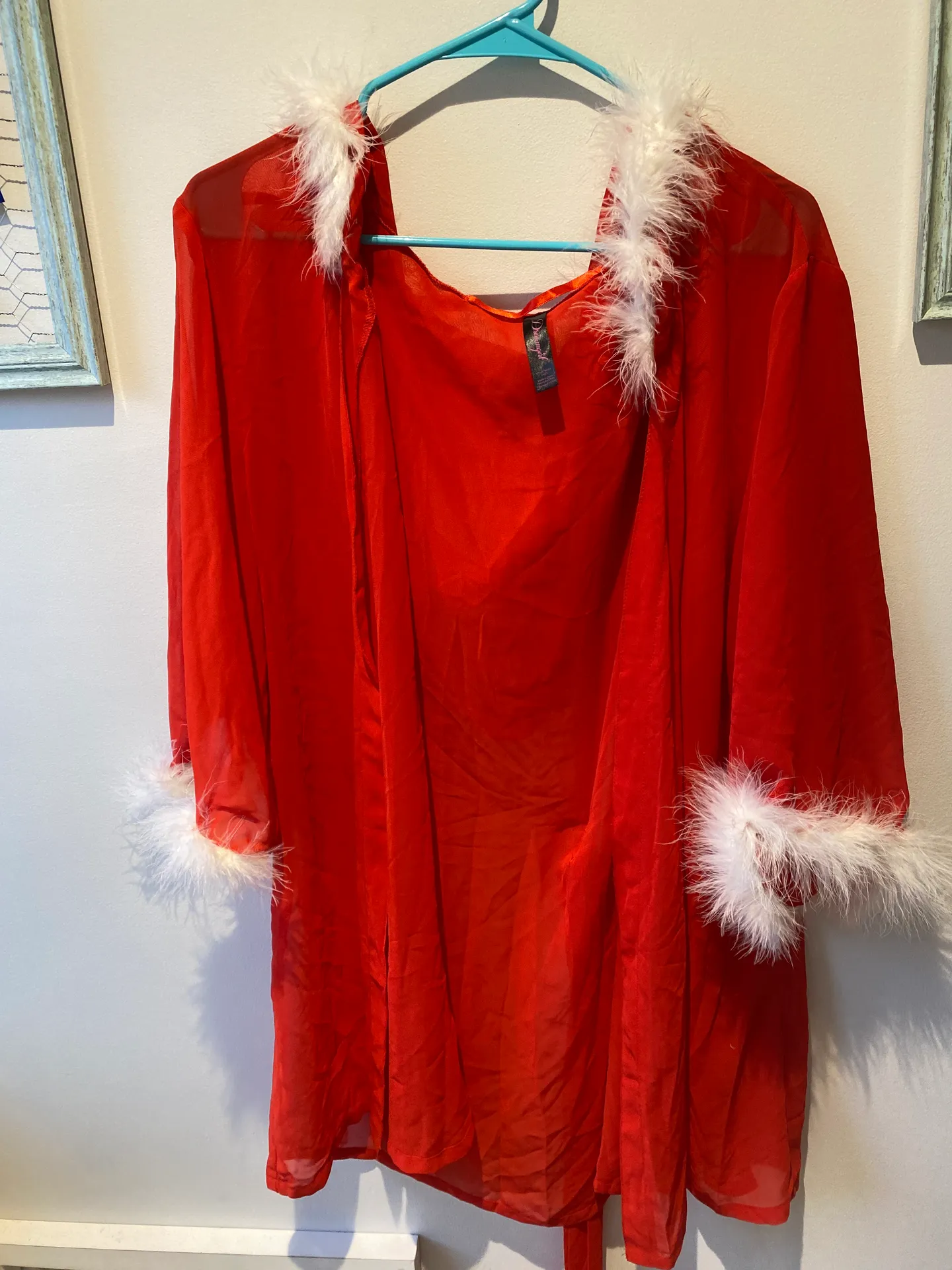 Christmas Robe Size XL - Image 2