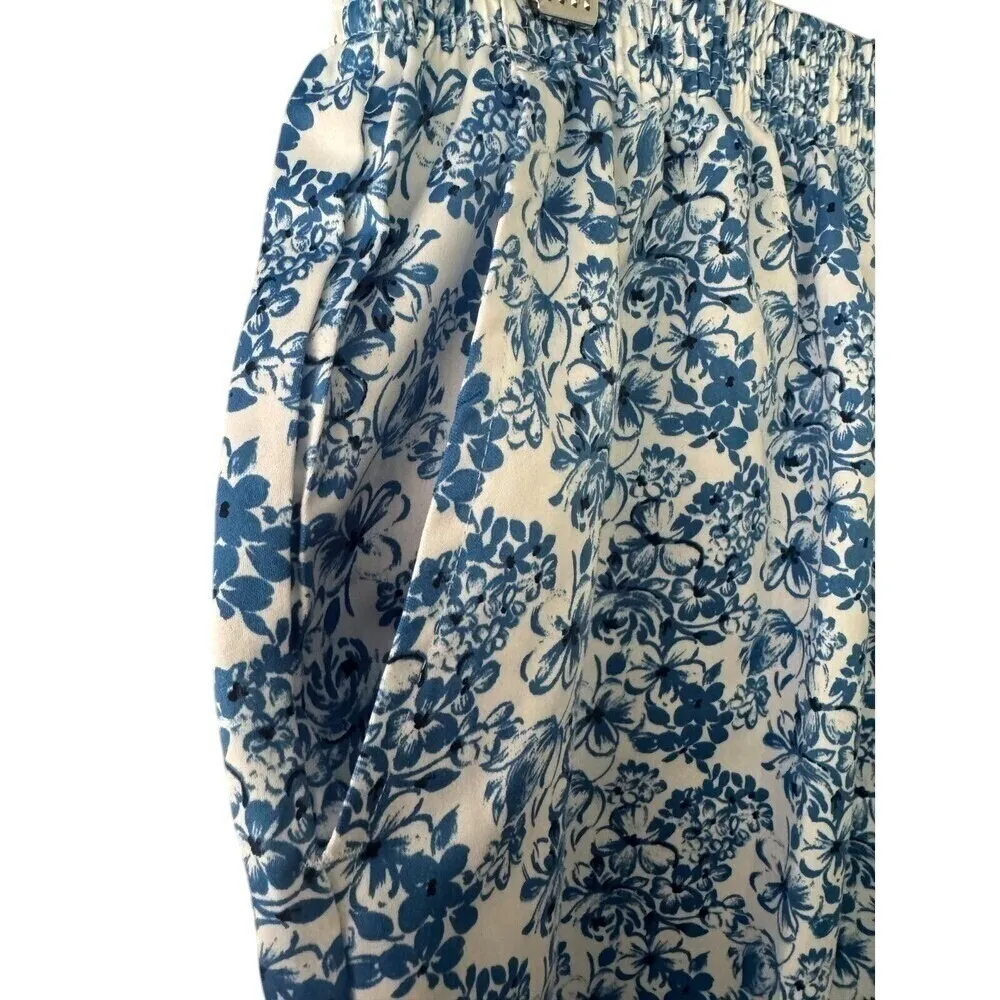 Bon Worth Floral Print Capri Pants Elastic Waist Cropped Blue White XSP‎ - Image 5