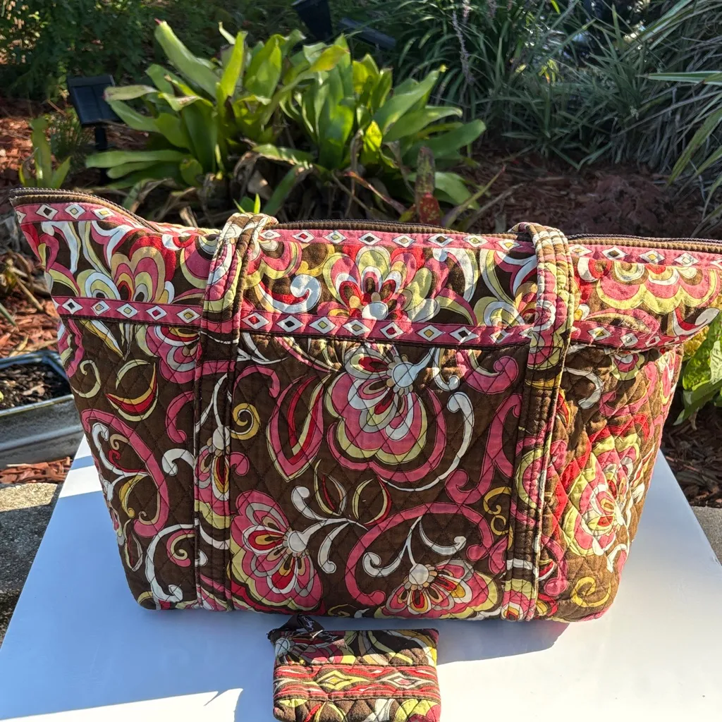 Vera Bradley Puccini Floral Patterned Large Tote Bag w/ matching zippered wallet - Image 3