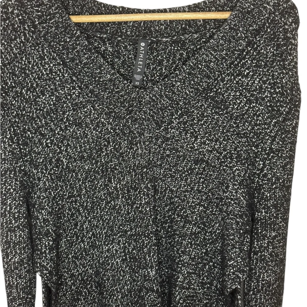 Athleta Shasta Hi-Low V-Neck Wool Sweater Size XS Marled Black - Image 4