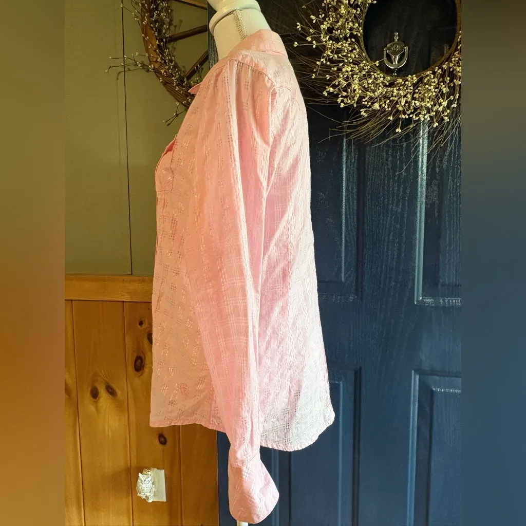 Ariat Women's Pink Shelby Shirt with Snap Button Accents. Size M - Image 4