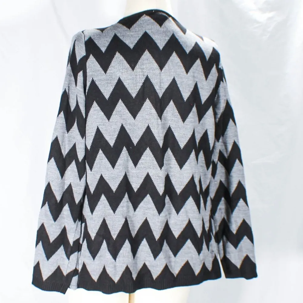 Chevron Streetwear Black Gray Open Cardigan Size Medium Classic Chic Glam - Image 3