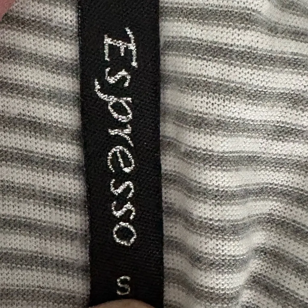 Espresso Grey and White Striped High Waist V Neck Maxi Dress Small - Image 3