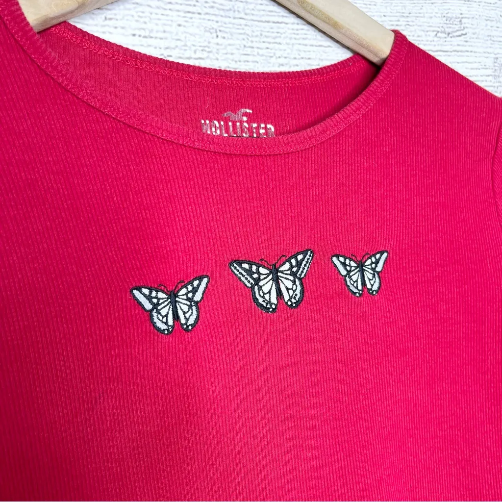 Hollister Long Sleeve Baby Tee Red with Embroidered Butterflies Size Small - Image 4