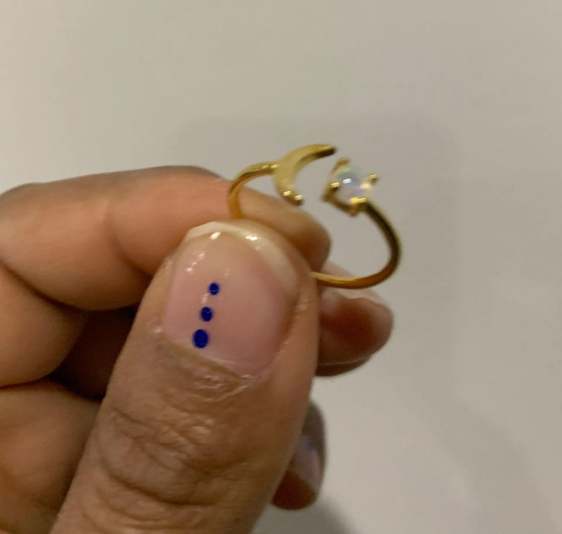 Beverly Hills Boutique Ring... Gold - Image 4